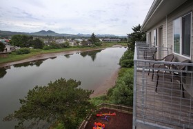 River Inn At Seaside