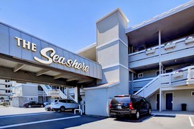 Seashore Inn on the Beach