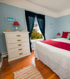 Seaside Vacation Homes