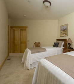 Seaside Vacation Homes