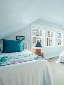 Seaside Vacation Homes