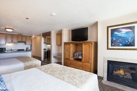 Promenade Inn & Suites Oceanfront