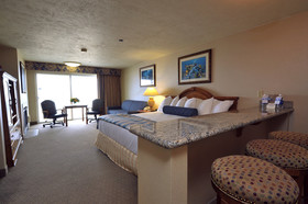 Promenade Inn & Suites Oceanfront
