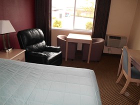 GuestHouse Inn & Suites Eugene Springfield