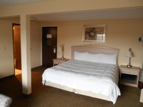 GuestHouse Inn & Suites Eugene Springfield