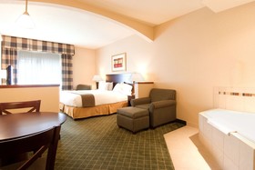 La Quinta Inn & Suites by Wyndham Springfield