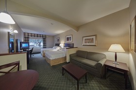 La Quinta Inn & Suites by Wyndham Springfield