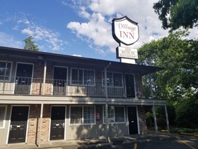 Village Inn