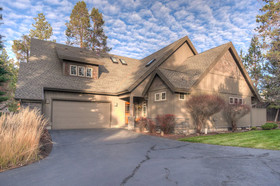 Aquila Lodges by Village Properties at Sunriver