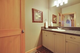 Fremont Crossing Condominiums