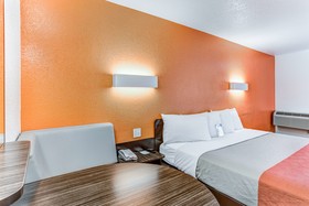 Motel 6 Portland, Or - Tigard West