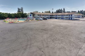 Motel 6 Tigard Or Portland South Lake Oswego