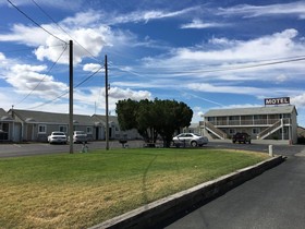 Umatilla Inn and Suites