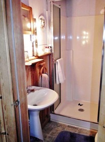 Cliff House Bed & Breakfast