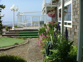 Cliff House Bed & Breakfast