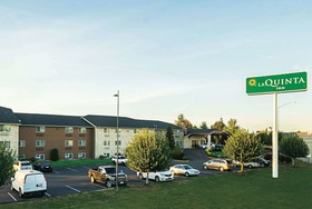 La Quinta Inn & Suites by Wyndham Woodburn