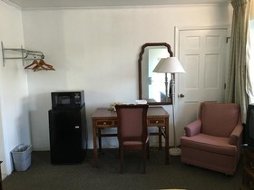 Relax Inn Altoona