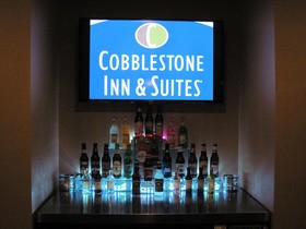 Cobblestone Inn & Suites  Ambridge