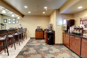 Cobblestone Inn & Suites  Ambridge