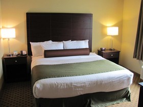 Cobblestone Inn & Suites  Ambridge