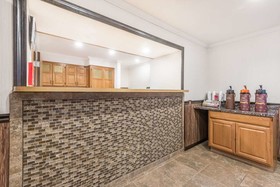 Super 8 by Wyndham Bedford
