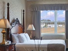 Amish View Inn and Suites