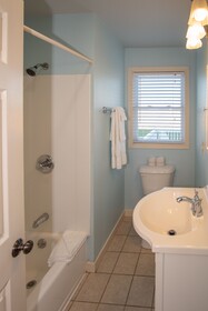 Allenberry Resort Inn & Playhouse