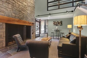 Allenberry Resort Inn & Playhouse