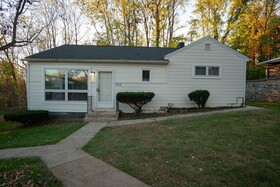 Allenberry Resort Inn & Playhouse