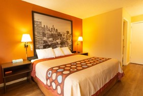 Super 8 by Wyndham Carlisle North
