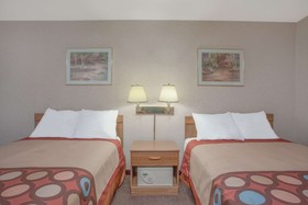 Super 8 by Wyndham Carlisle North