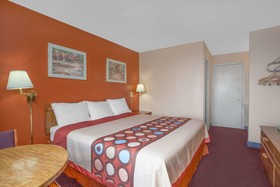 Super 8 by Wyndham Carlisle North