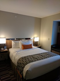 Microtel Inn & Suites by Wyndham Clarion