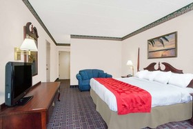 Best Western Plus Clarks Summit Scranton