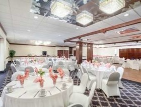 Best Western Plus Clarks Summit Scranton
