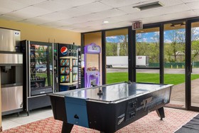 Pocono Inn & Banquet - Stroudsburg
