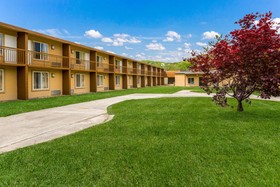 Pocono Inn & Banquet - Stroudsburg