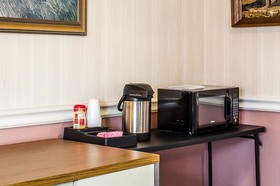 Rodeway Inn Akron