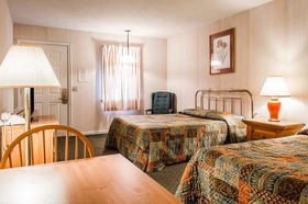 Rodeway Inn Akron