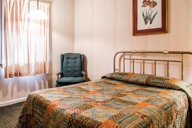 Rodeway Inn Akron