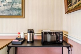 Rodeway Inn Akron