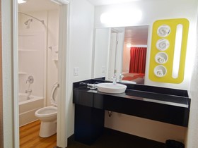 Motel 6 Erie