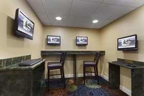Comfort Inn & Suites Glen Mills
