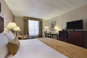 Comfort Inn & Suites Glen Mills