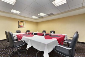 Comfort Inn & Suites Glen Mills