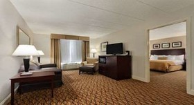 Comfort Inn & Suites Glen Mills