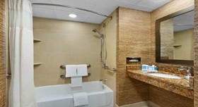 Comfort Inn & Suites Glen Mills