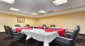 Comfort Inn & Suites Glen Mills