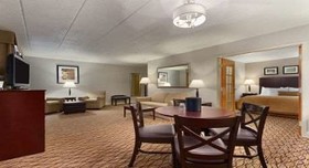 Comfort Inn & Suites Glen Mills