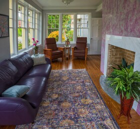 The Manor on Front Bed and Breakfast
